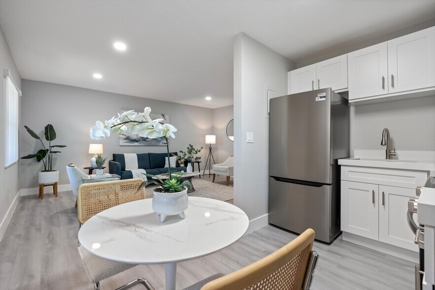 More Photos Of 1350-1400 NE 5th Ter, Fort Lauderdale Apartments For Sale