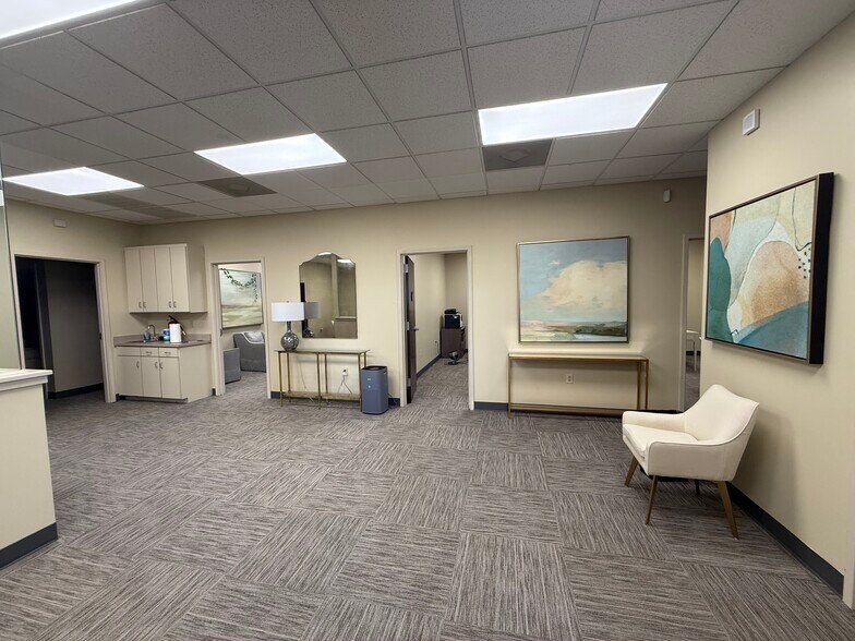 More Photos Of 6983-6989 Halcyon Park Dr, Montgomery Loft Creative Space For Lease