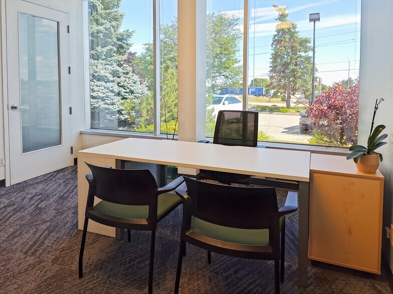 More Photos Of 1155 N Service Rd W, Oakville Coworking Space