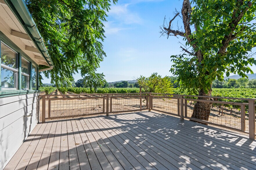 More Photos Of 700 Ford Rd, Ukiah Land For Sale