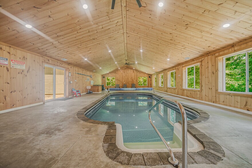More Photos Of 23095 Buena Vista Rd, Rockbridge Apartments For Sale