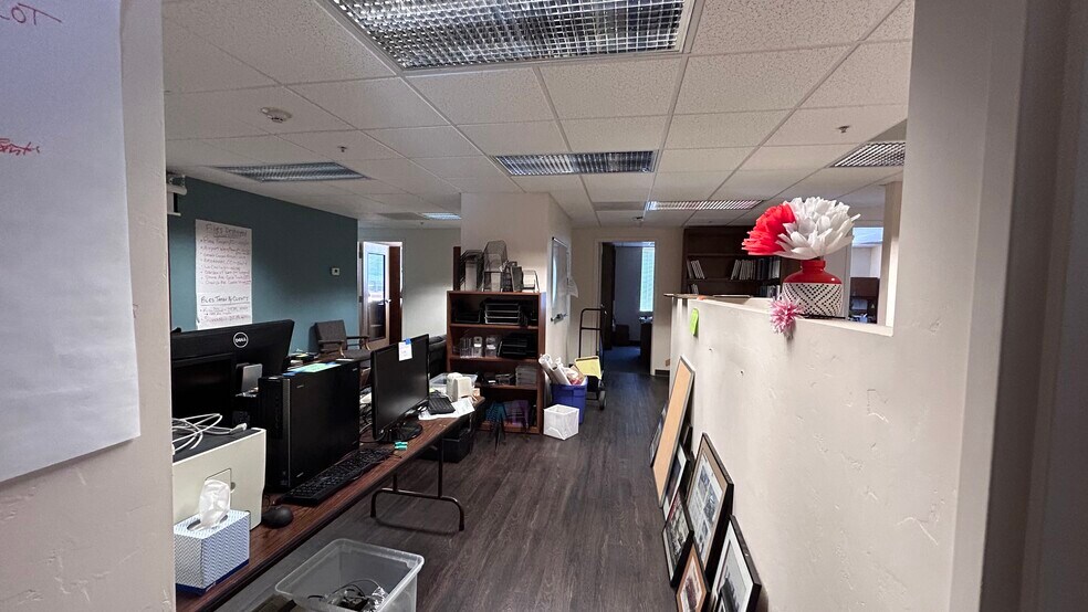 More Photos Of 100 N Stone Ave, Tucson Office Residential For Lease