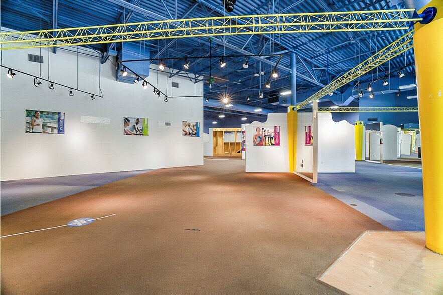 More Photos Of 1601-1605 W Oakland Park Blvd, Oakland Park Storefront Retail Office For Lease