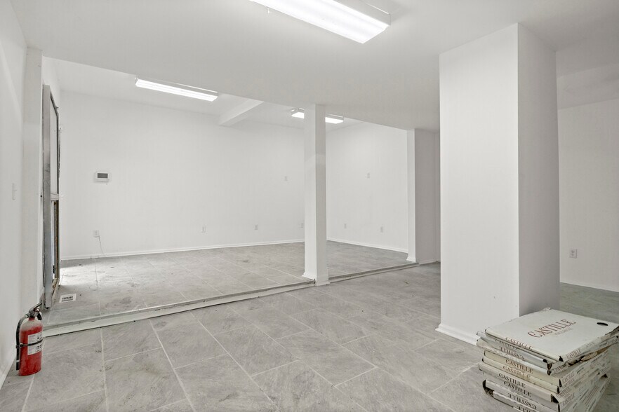 More Photos Of 19424 W Warren Ave, Detroit Storefront For Sale