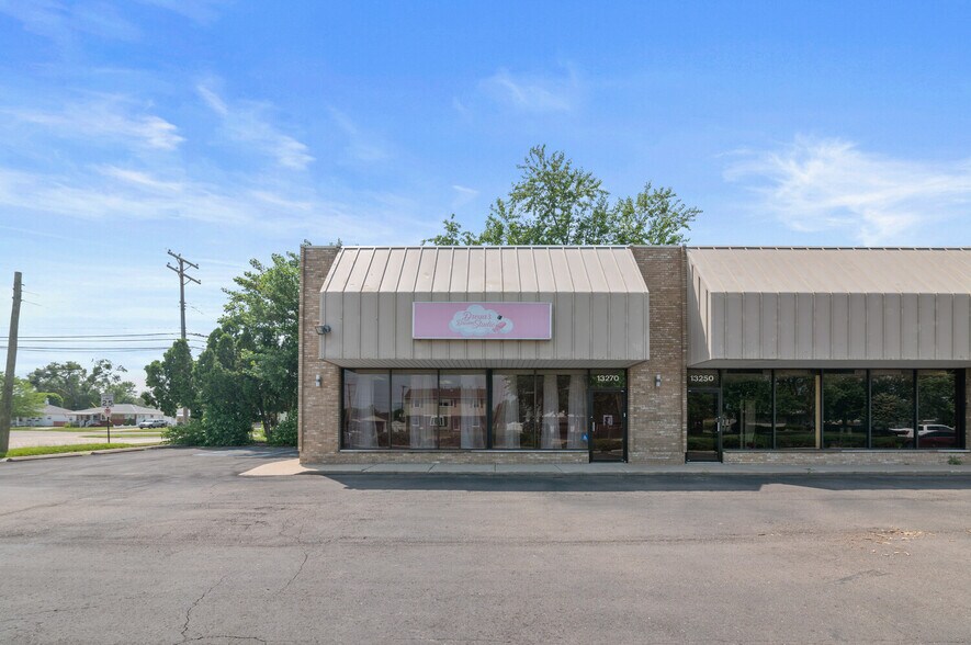 More Photos Of 13210-13270 Trenton Rd, Southgate Office For Lease