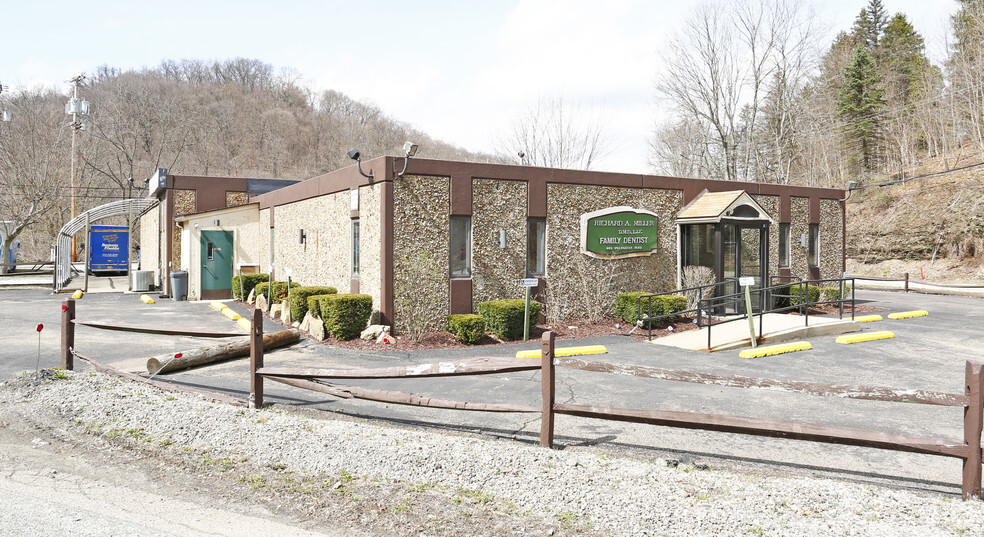 Primary Photo Of 451 Rochester Rd, Pittsburgh Storefront Retail Office For Lease