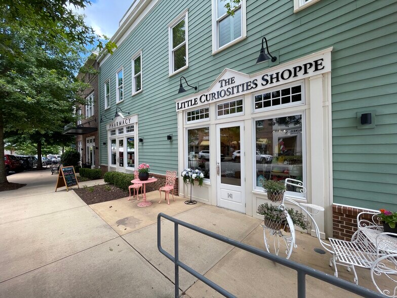 More Photos Of 141-151 Thomas Green Blvd, Clemson Unknown For Lease