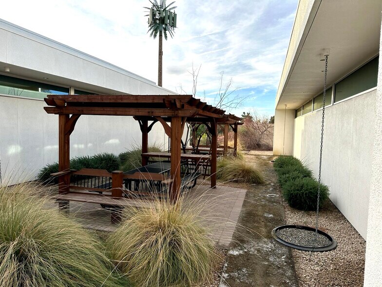 More Photos Of 5555 E Baseline Rd, Mesa Medical For Sale