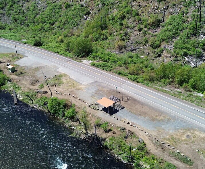 More Photos Of 50660 McKenzie Hwy, Vida Land For Sale