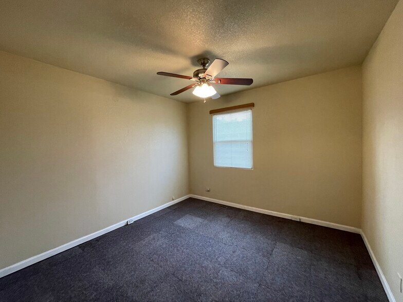 More Photos Of 5900-5910 E Colfax Ave, Denver Storefront Retail Office For Lease