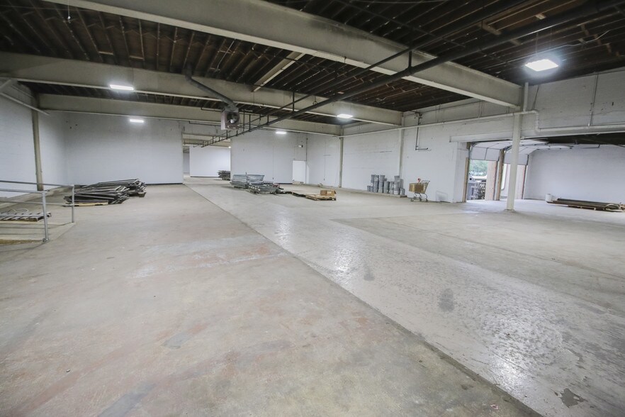 More Photos Of 1206 Route 130 N, Burlington Light Distribution For Lease