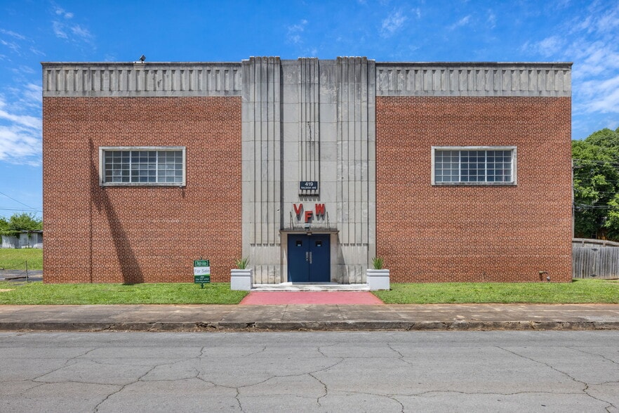 More Photos Of 419 N Raleigh Ave, Sheffield Specialty For Sale