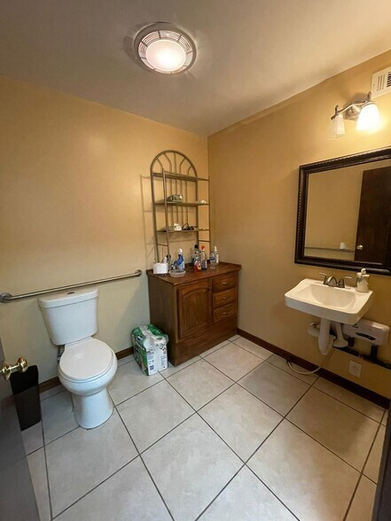 More Photos Of 4712 Old Tampa Hwy, Kissimmee Warehouse For Sale