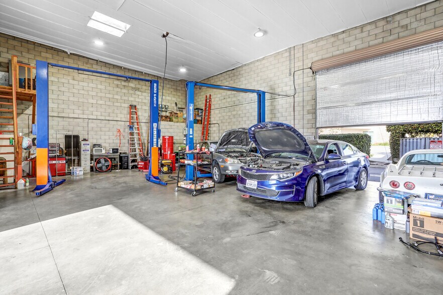 More Photos Of 19821 Valley Blvd, Walnut Auto Repair For Sale