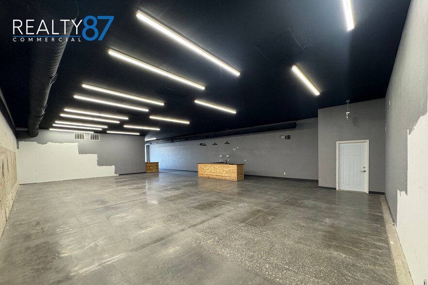 More Photos Of 576 Boyson Rd NE, Cedar Rapids Storefront Retail Office For Lease