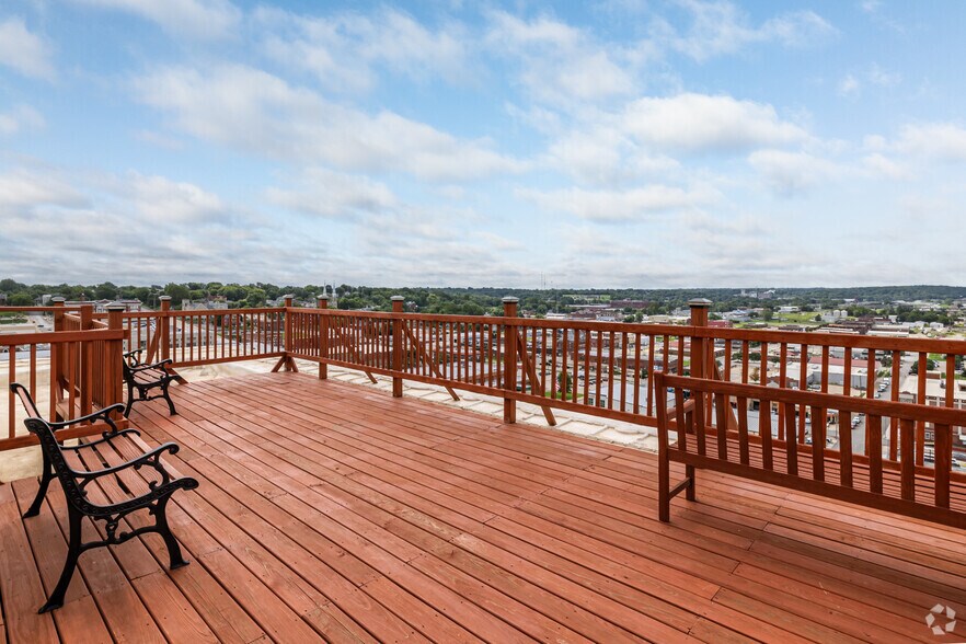 More Photos Of 422 Felix St, Saint Joseph Apartments For Sale