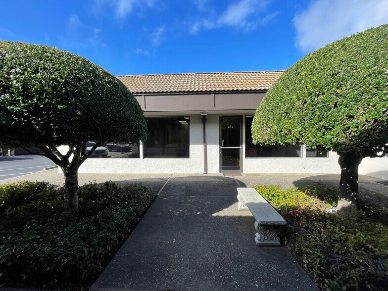 More Photos Of 117-121 Paul Dr, San Rafael Medical For Lease