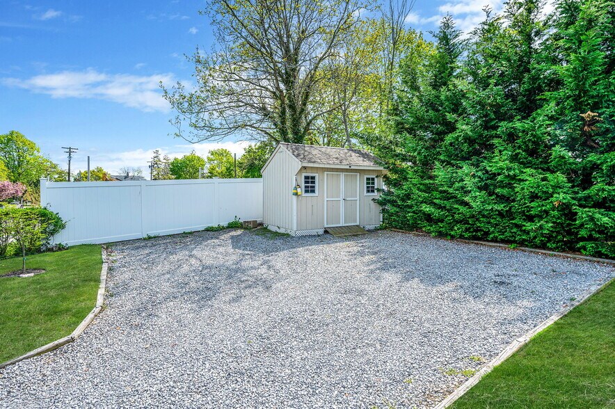 More Photos Of , Greenport Multifamily For Sale