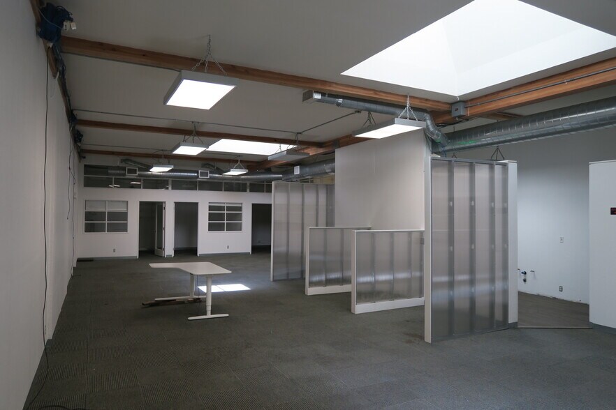 More Photos Of 67 E Evelyn Ave, Mountain View Research And Development For Lease