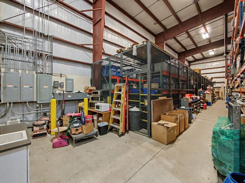 More Photos Of 6861 Garden Rd, Riviera Beach Warehouse For Sale