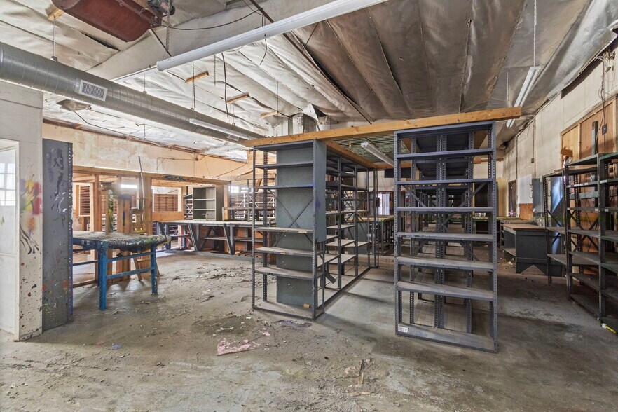 More Photos Of 1822 Belcroft Ave, South El Monte Manufacturing For Sale