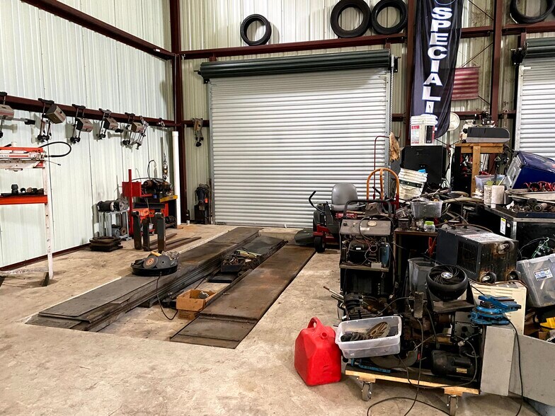 More Photos Of 440 Holly Ln, Allen Flex For Lease