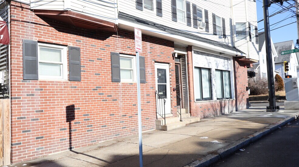 More Photos Of 95 Medford St, Malden Apartments For Sale