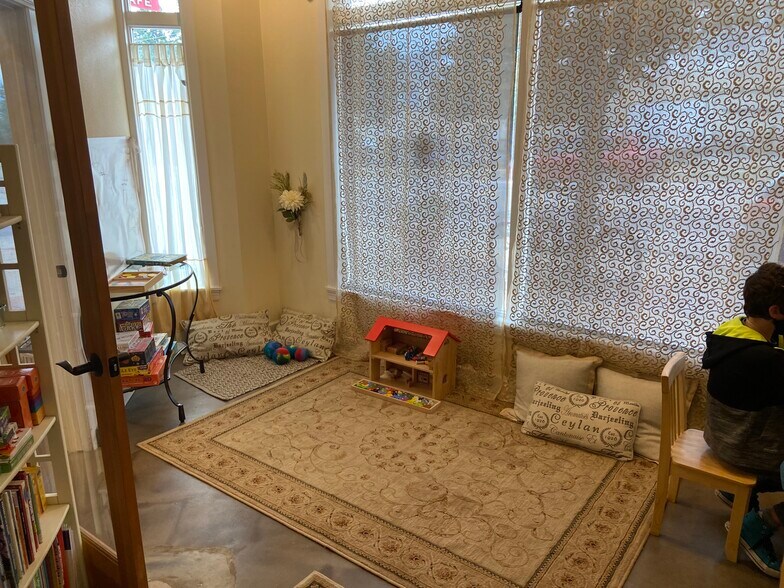 More Photos Of 4680 Broadway St, Boulder Office For Lease