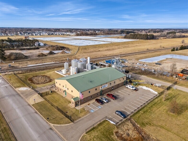 More Photos Of 100 Isanti Pky NE, Isanti Warehouse For Sale