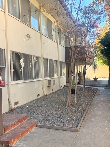 More Photos Of 1711 Fremont Ave, South Pasadena Apartments For Sale