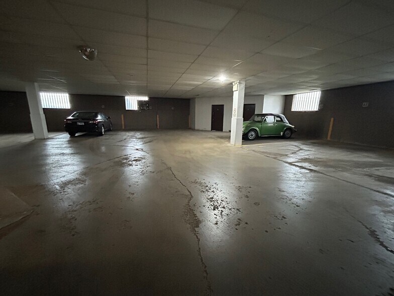 More Photos Of 1460 Renaissance Dr, Park Ridge Unknown For Sale