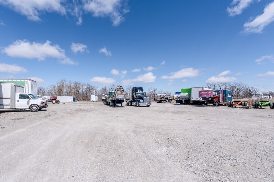 More Photos Of 9 Hawk St, Nanticoke Industrial For Sale