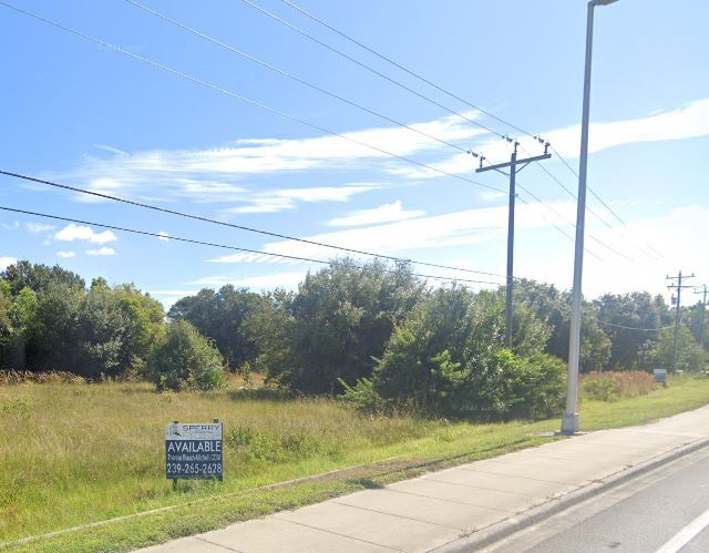 More Photos Of 2706 N Tamiami Trl, North Fort Myers Land For Sale