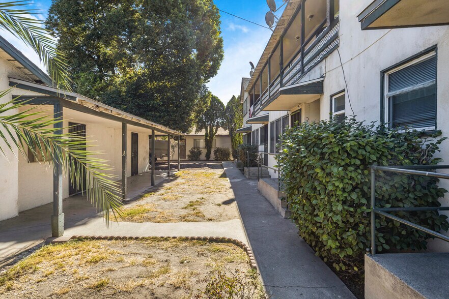 More Photos Of 614 N Caswell Ave, Pomona Apartments For Sale