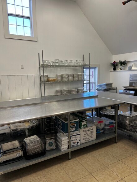 More Photos Of 164 Mayville Rd, Bethel Specialty For Sale