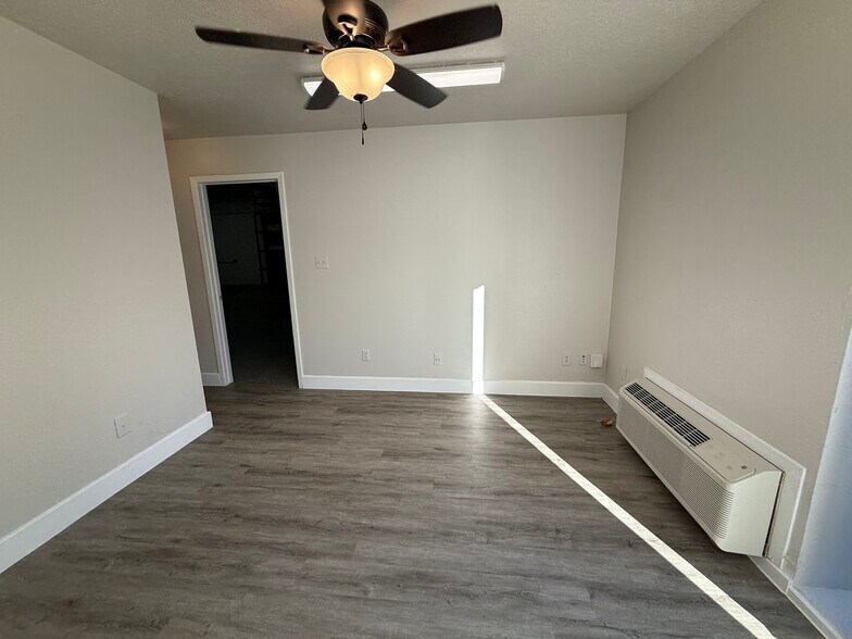 More Photos Of 2650 Old Louetta Loop, Spring Warehouse For Lease