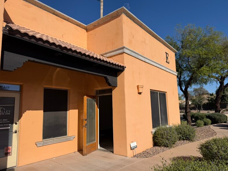 More Photos Of 1300 N McClintock Dr, Chandler Office For Lease