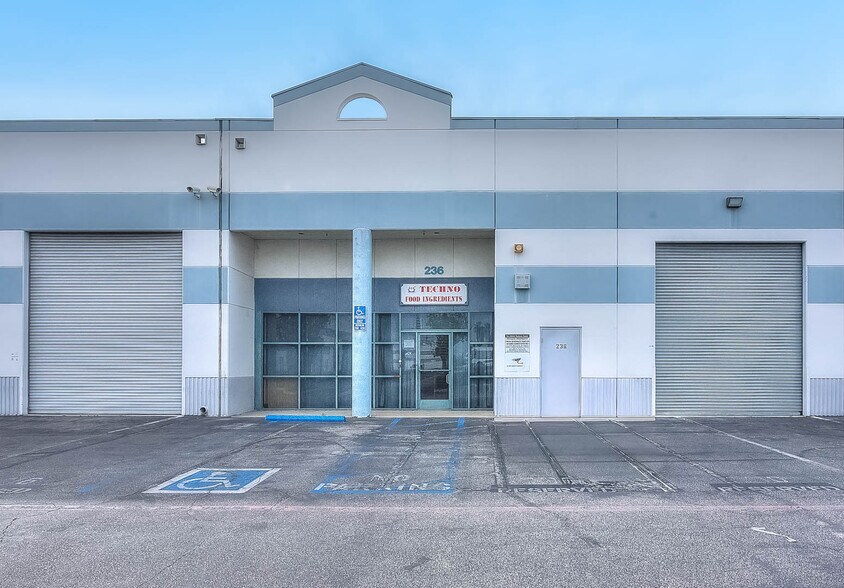 More Photos Of 236 Clary Ave, San Gabriel Warehouse For Lease