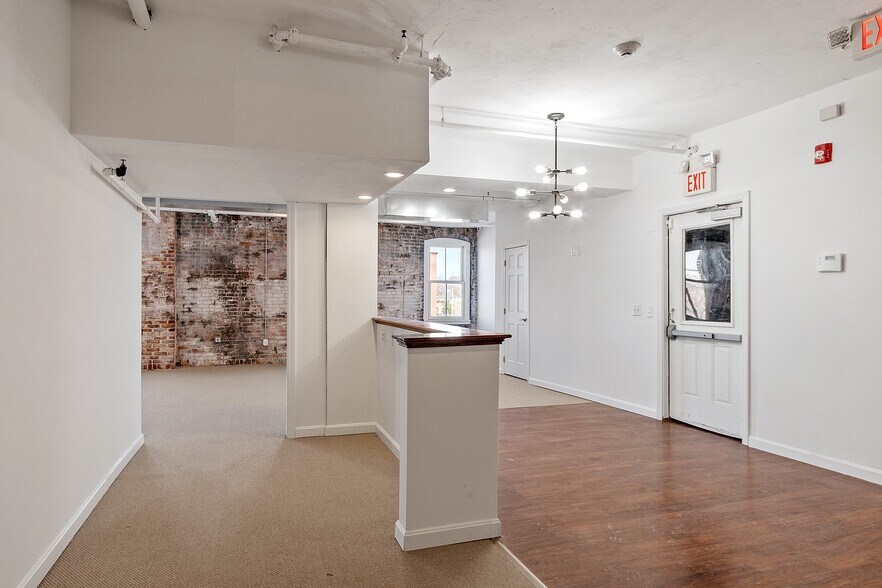 More Photos Of 97-103 Water St, Worcester Office For Sale