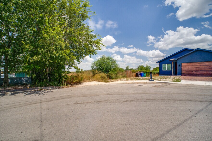 More Photos Of 226 Beethoven St, San Antonio Land For Sale