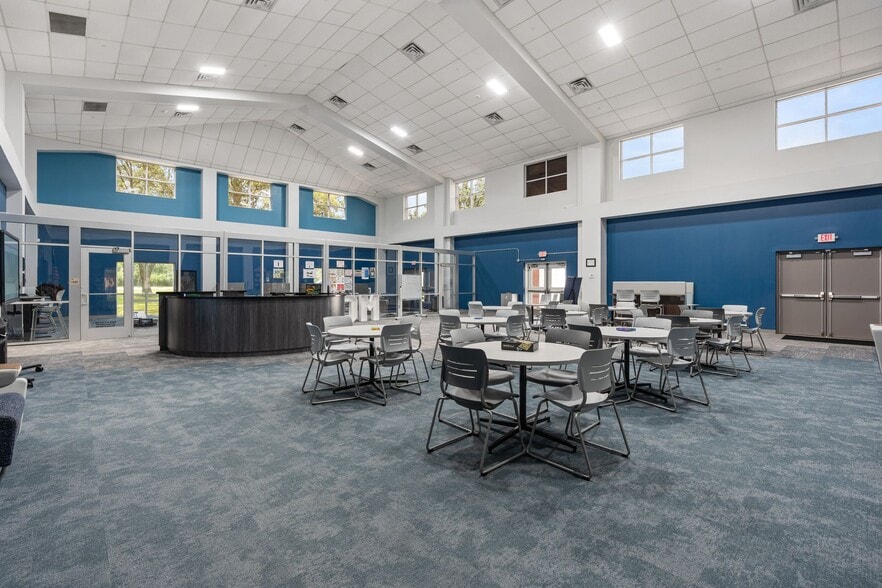 More Photos Of 1411 W Main St, League City Schools For Sale