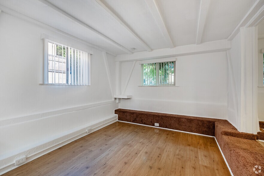 More Photos Of 1260 N Hayworth Ave, West Hollywood Apartments For Sale