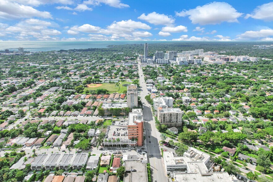 More Photos Of 2645 SW 37th Ave, Miami Medical For Sale