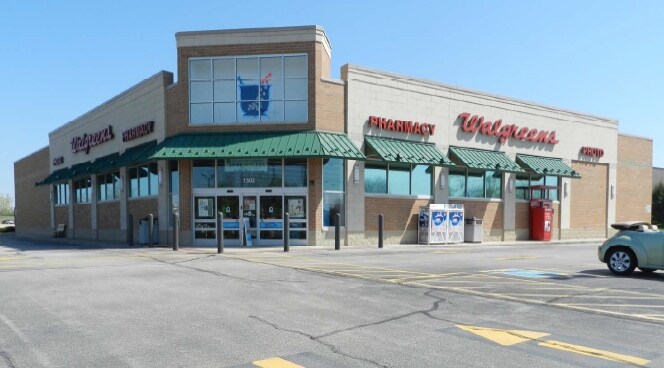 More Photos Of 505 W Raab Rd, Normal Drugstore For Sale