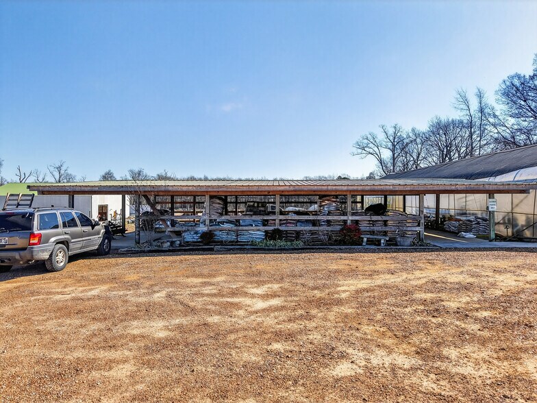 More Photos Of 2668 Huntsville Hwy, Fayetteville General Retail For Sale