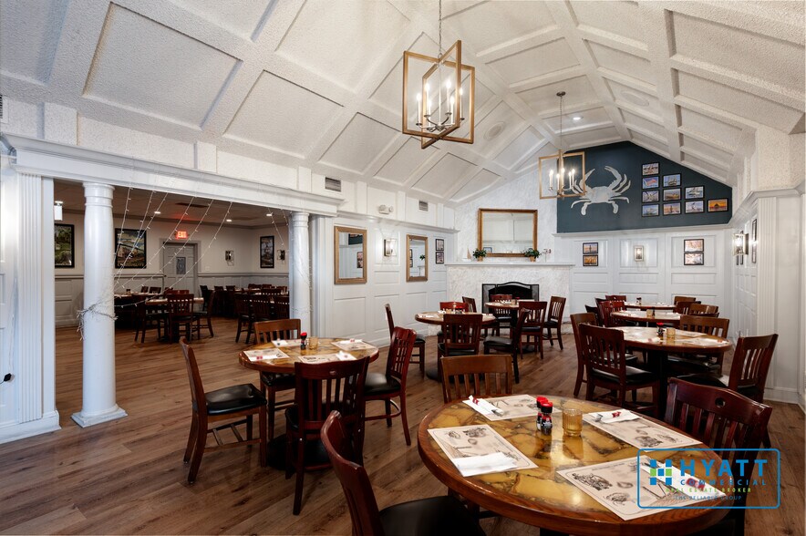 More Photos Of 625 Greenway Rd, Glen Burnie Restaurant For Sale