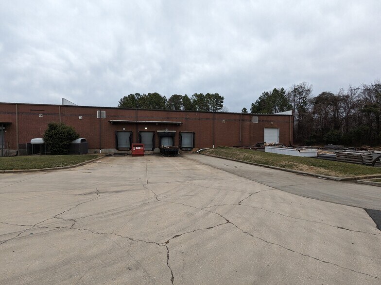 More Photos Of 467 Lakeshore Pky, Rock Hill Distribution For Lease