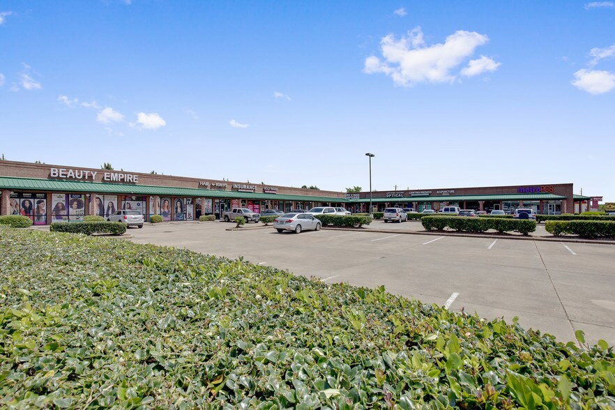 More Photos Of 14360 Bellaire Blvd, Houston Unknown For Lease