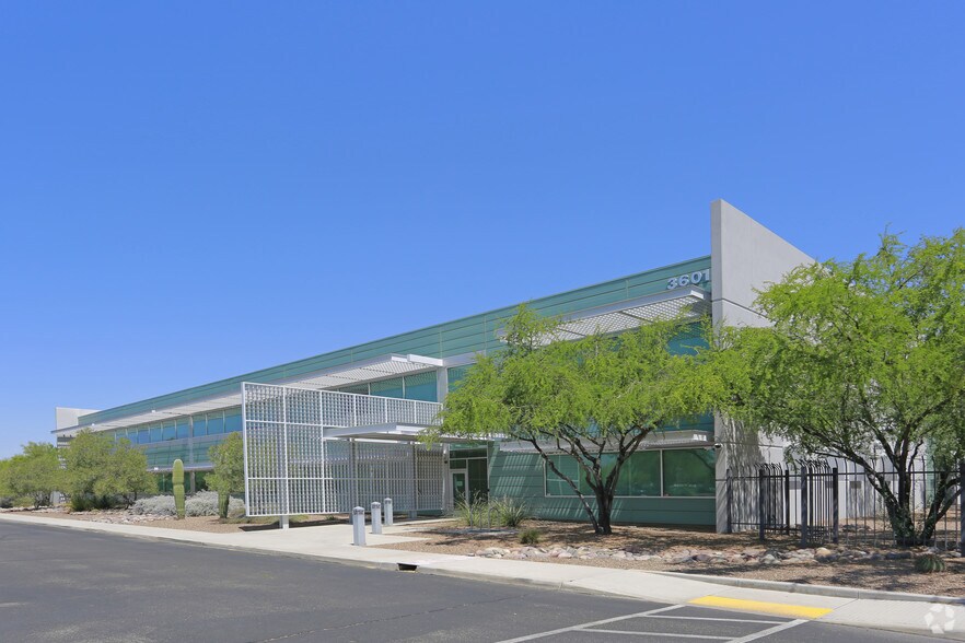 More Photos Of , Tucson Flex For Sale