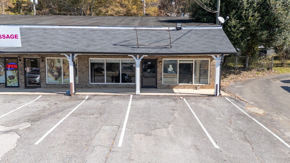 More Photos Of 514 S Wall St, Calhoun Storefront Retail Office For Lease